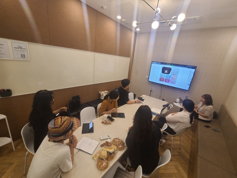 명품스토어 이미지
