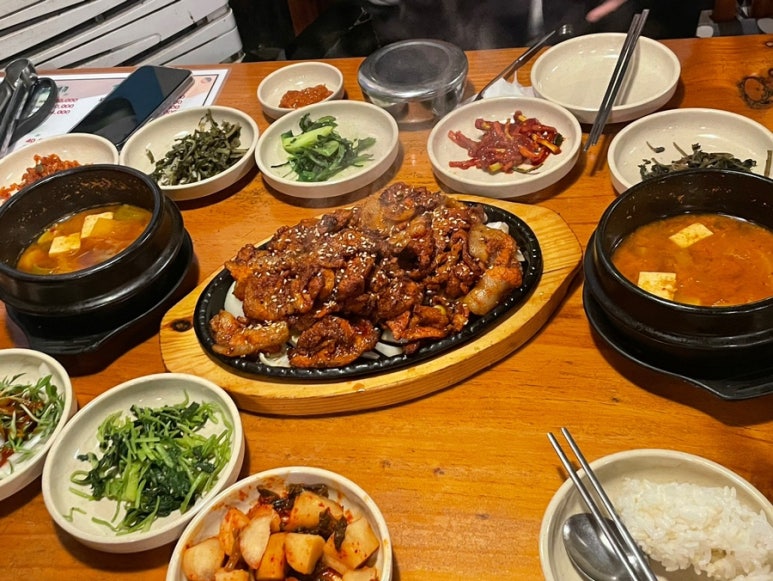 뚜아 이미지