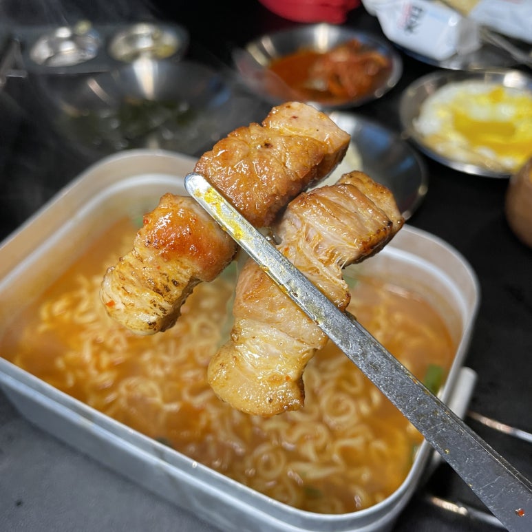 웅쓰 이미지