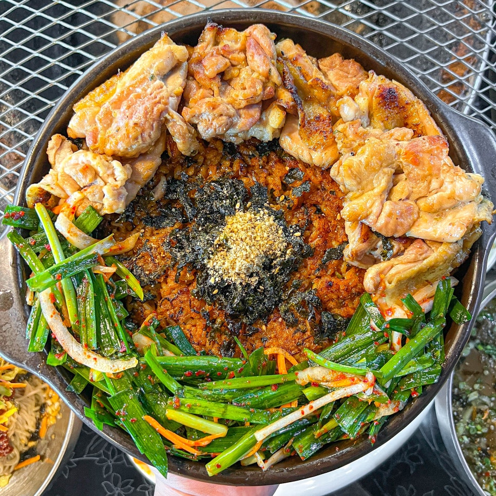 닭고집 숯불 닭갈비 이미지