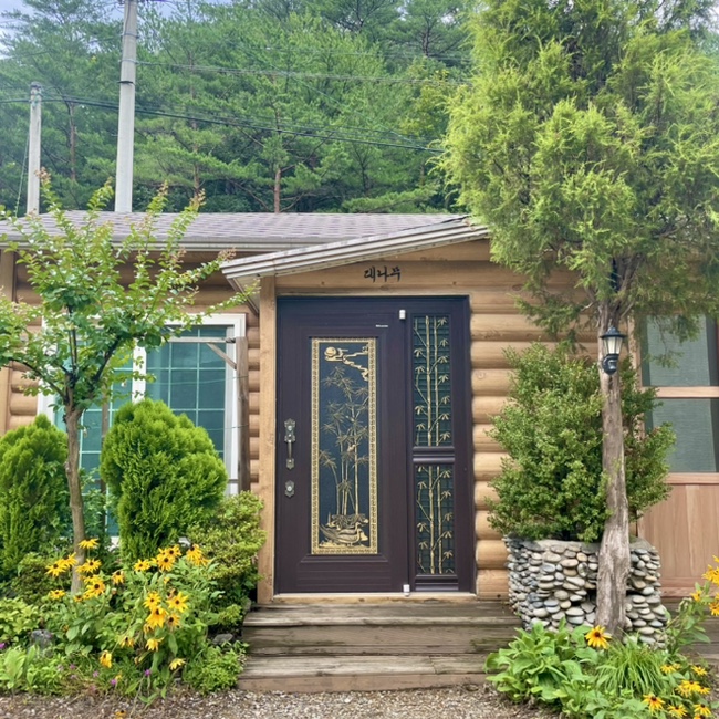 죽화우펜션 이미지