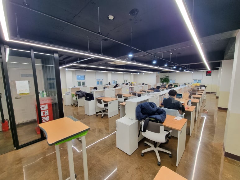 커넥츠프랩관리형스터디카페 이미지