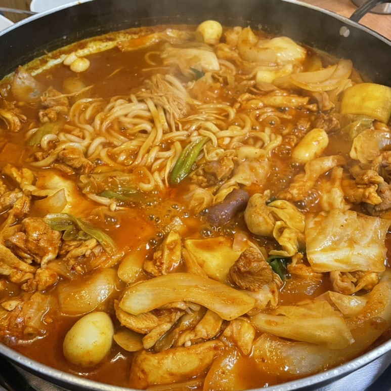 불타는춘천닭갈비 이미지