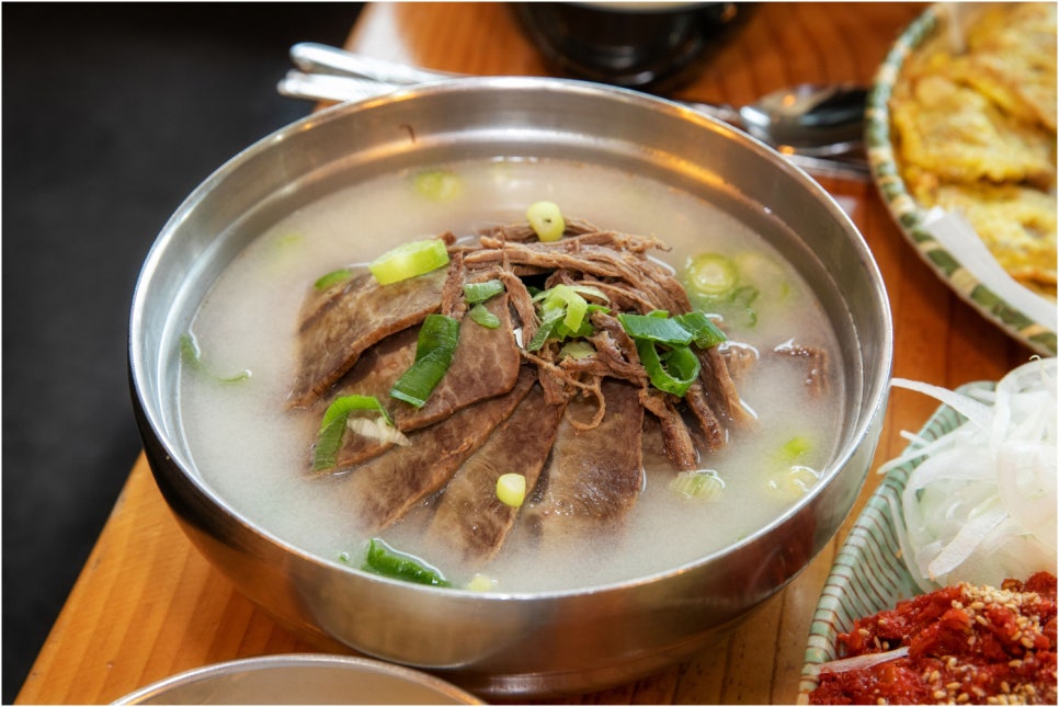 화담국수 이미지