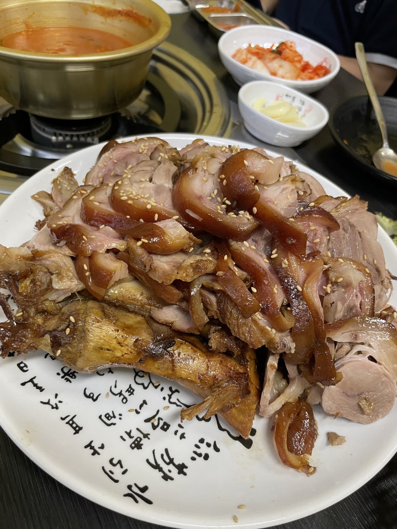 백세족발 이미지