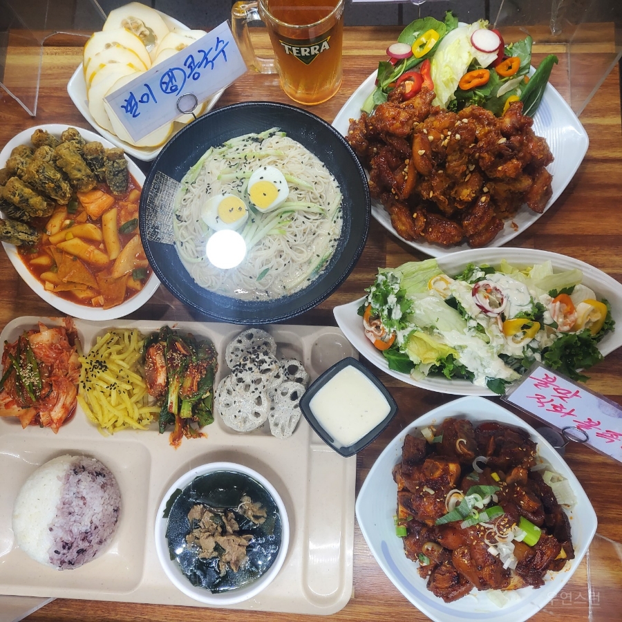퓨전한식뷔페 이미지