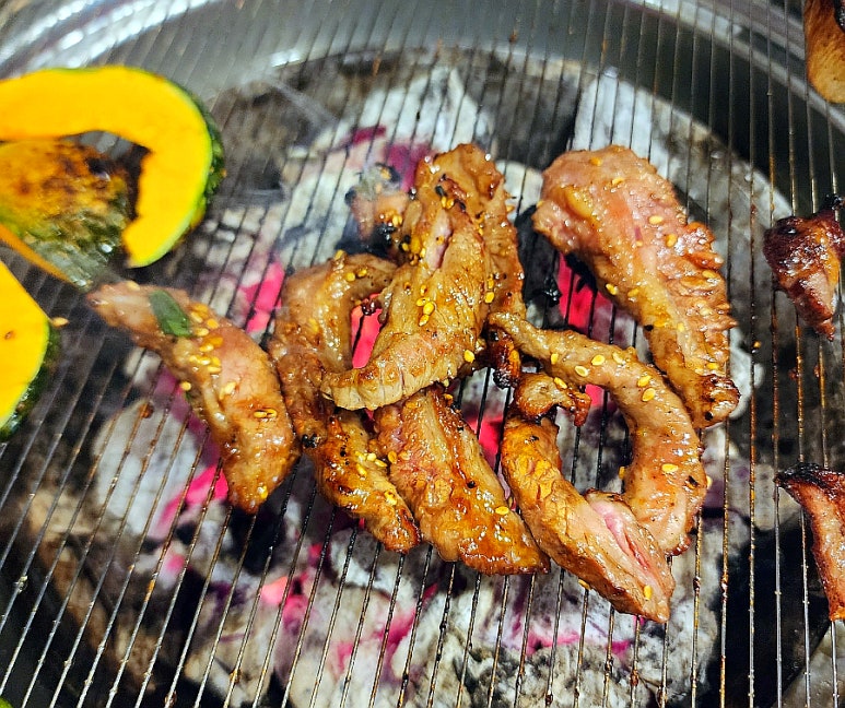 육부장갈비 이미지