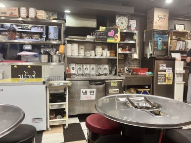 산본꽃돼지 이미지