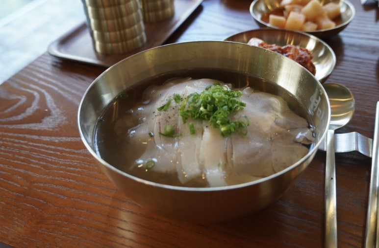 진짜왕곰탕 이미지