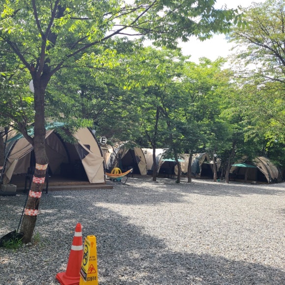 북한산 캠핑장 이미지