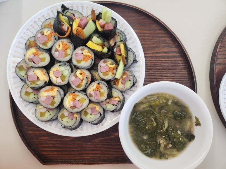 포리김밥 이미지