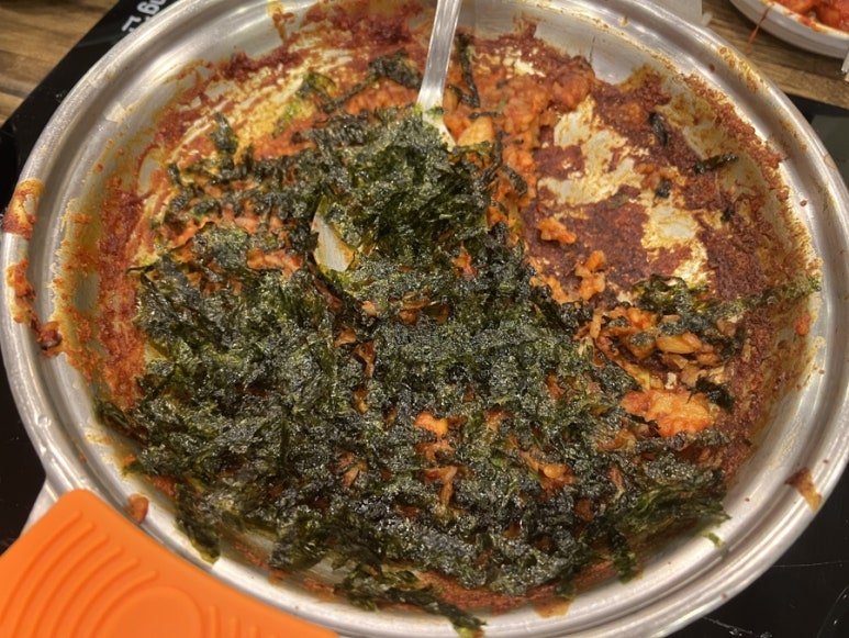 섹돼등갈비 이미지