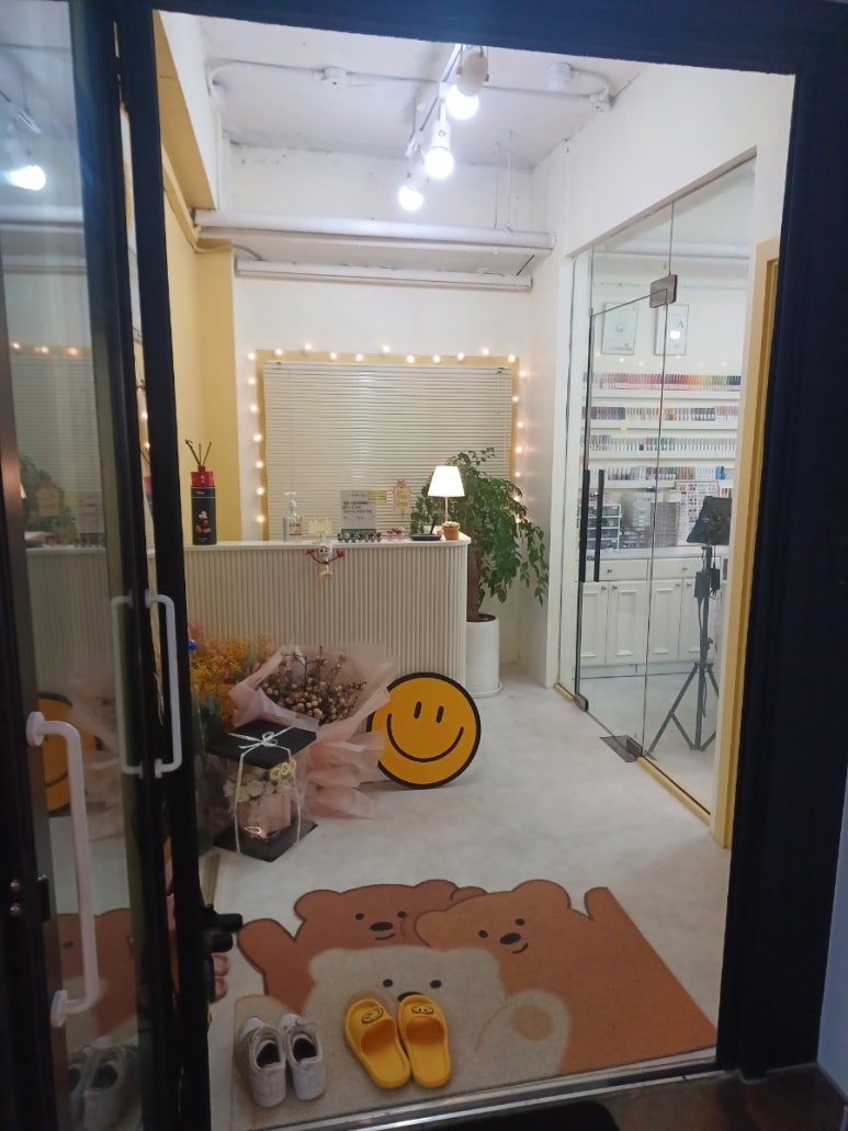 예쁠리네일 이미지