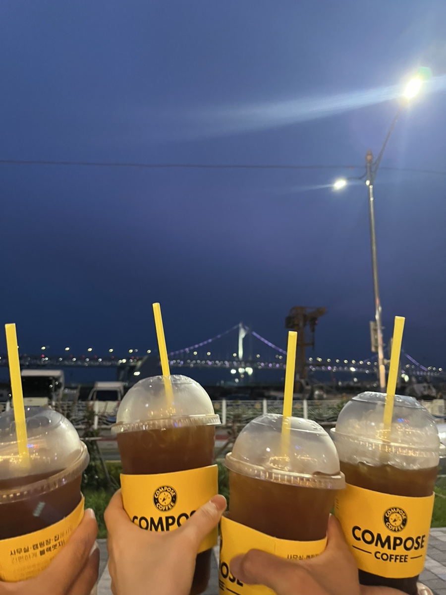컴포즈커피오션테라스수변공원점 이미지