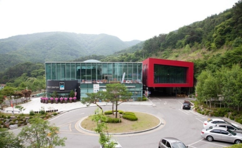 스페이스피자 이미지