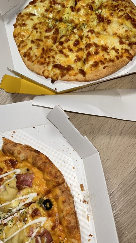 비에치씨치킨피자 이미지