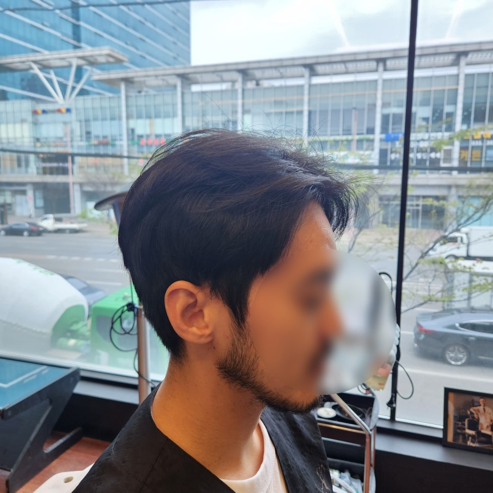 리벨로바버샵 이미지