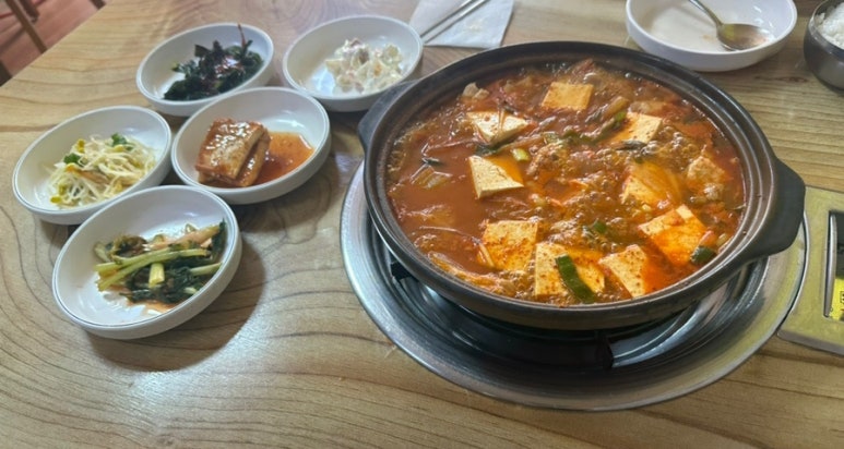 돼지왕자김치공주 이미지
