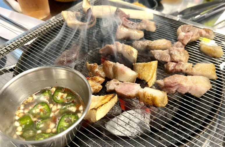 뒷고기땡기재&족발해 이미지
