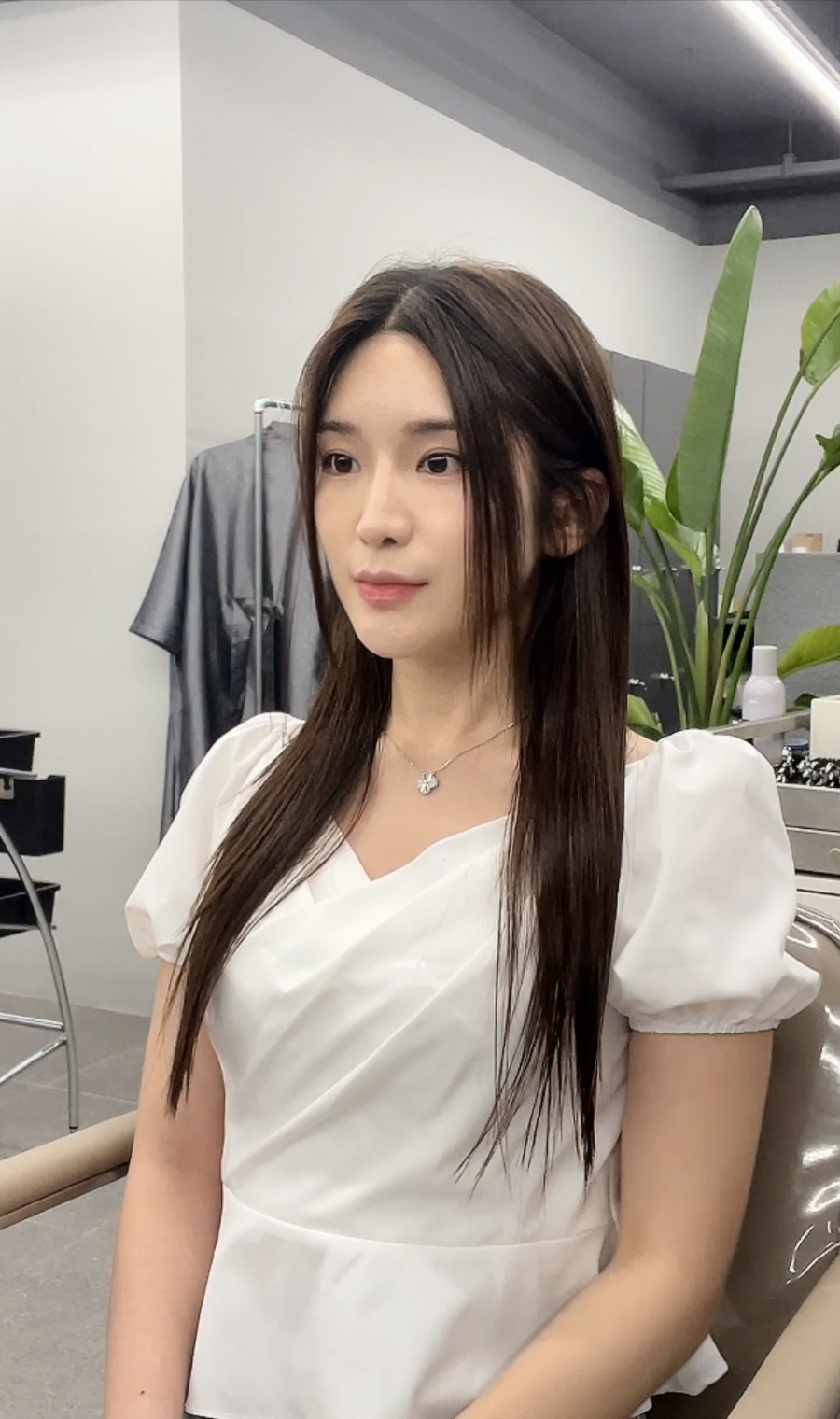 어나더룸헤어살롱 이미지