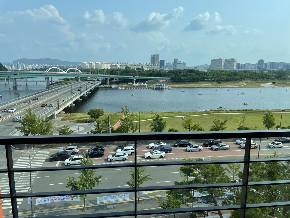 (주)에이치티씨 이미지