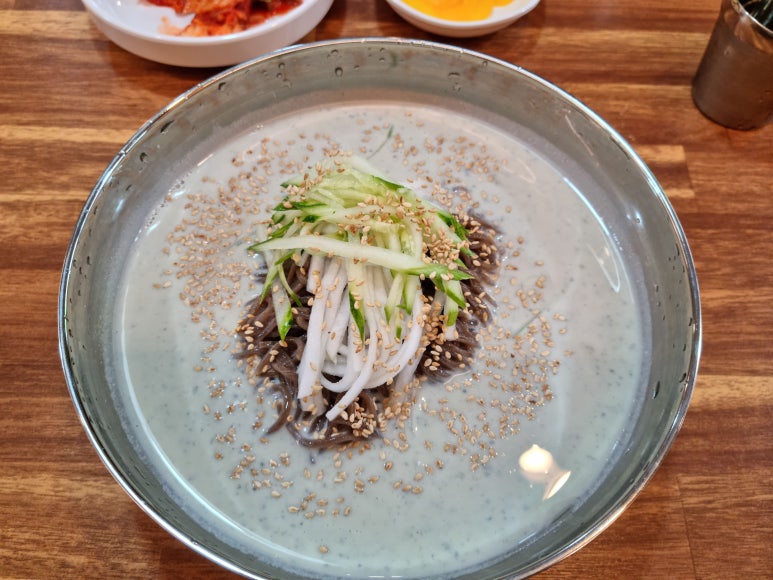 고향집 옛날 칼국수 이미지