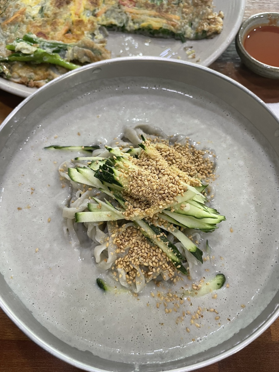 안심칼국수 이미지