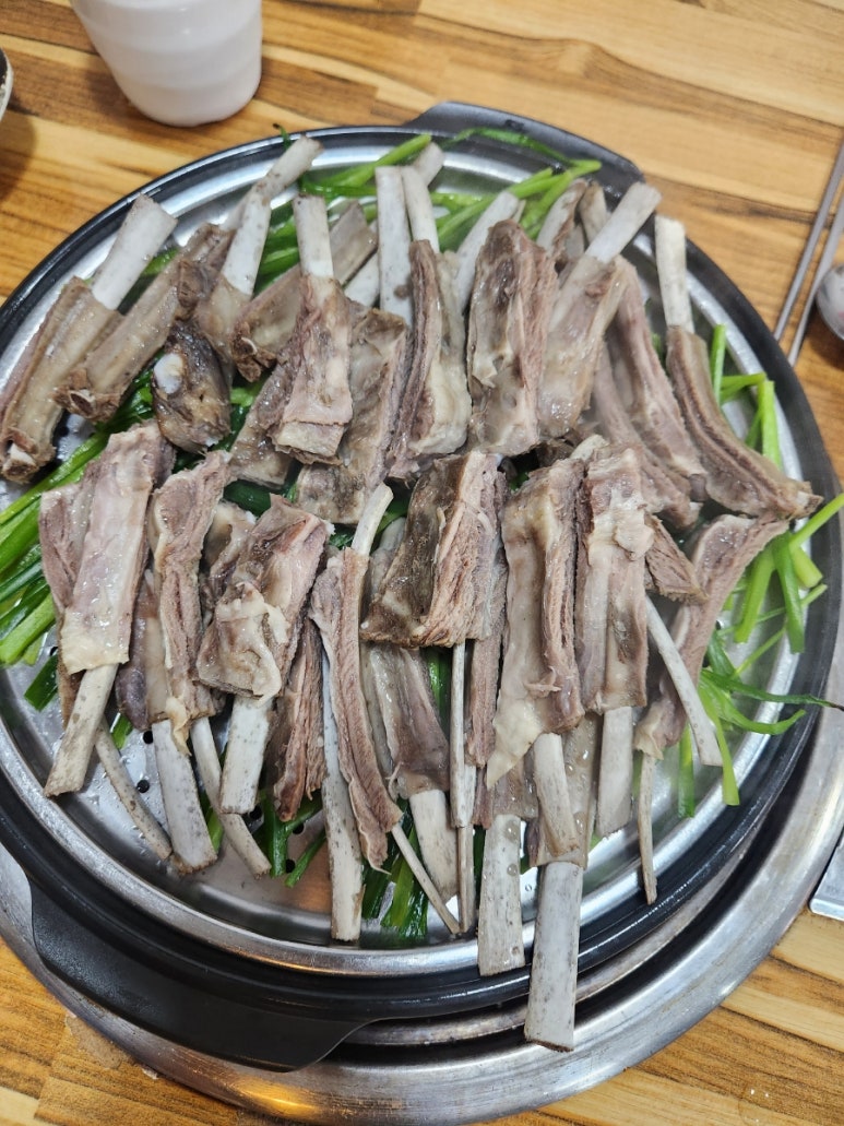 치악산흑염소 이미지