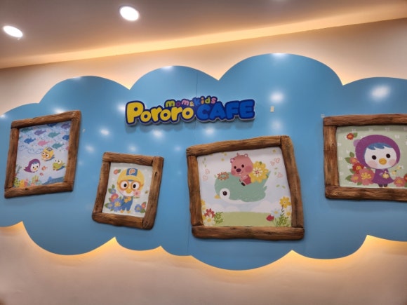 뽀로로 맘앤키즈카페 거제디큐브백화점 이미지