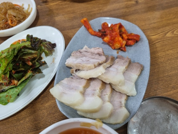 늘봄뼈해장국 이미지