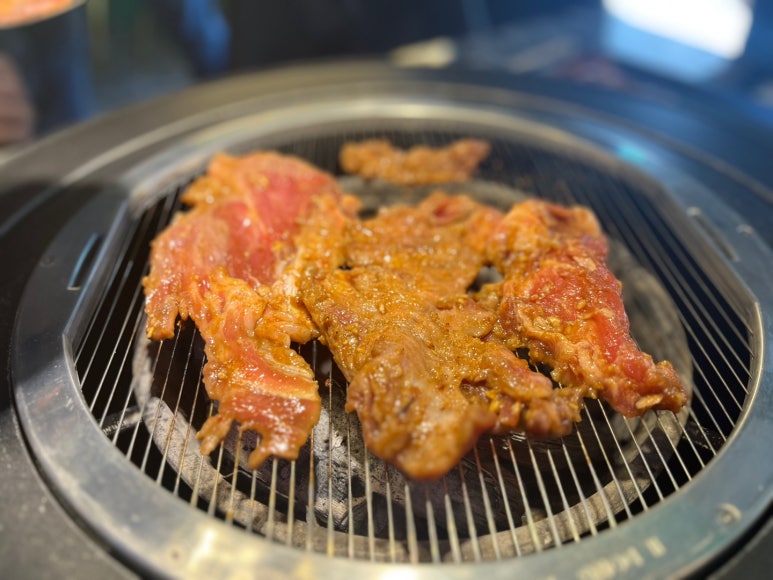 웃는고기 이미지