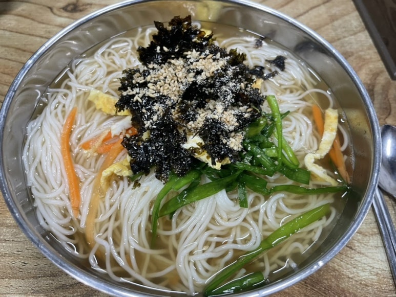 육거리국수 이미지