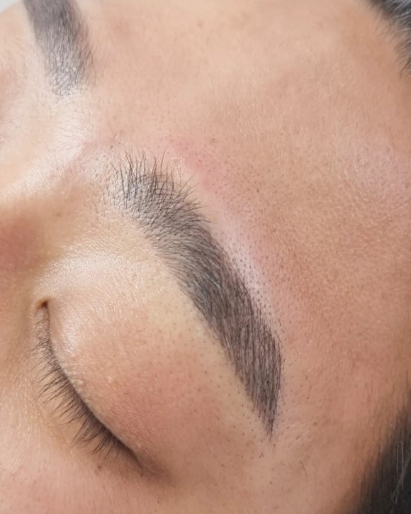 자연스런눈썹 이미지