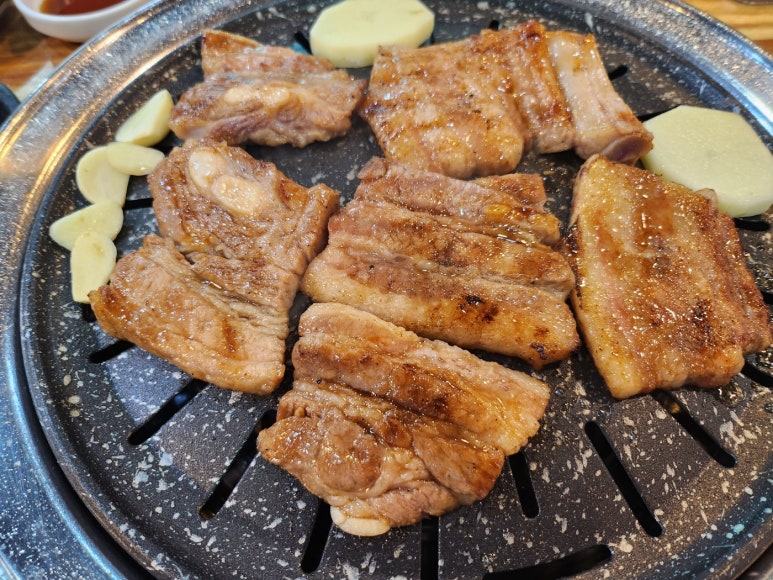 건널목연탄갈비 이미지