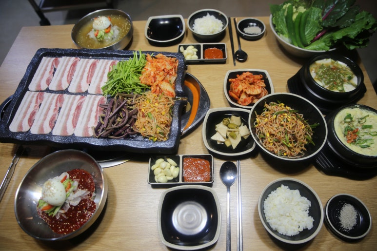 요술램프삼겹살 이미지