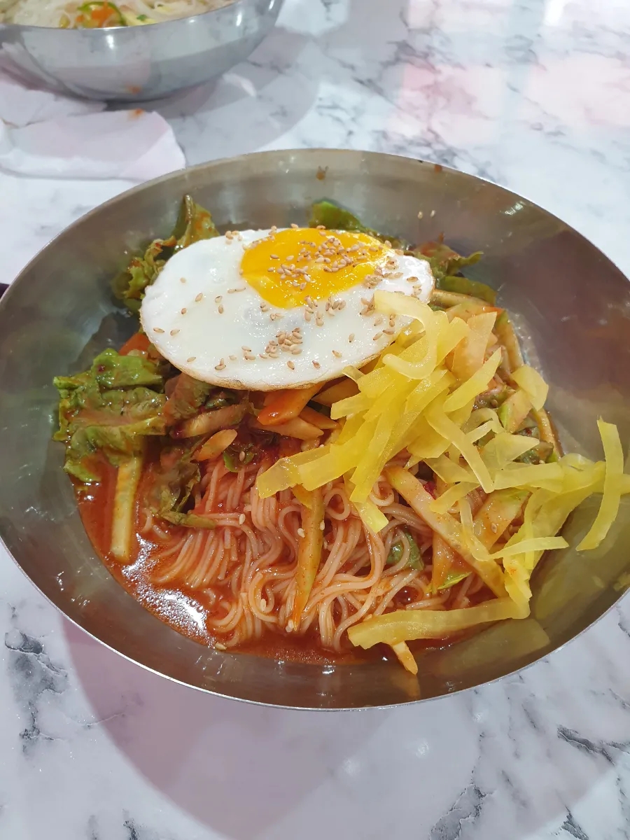 쌍둥이국수 이미지
