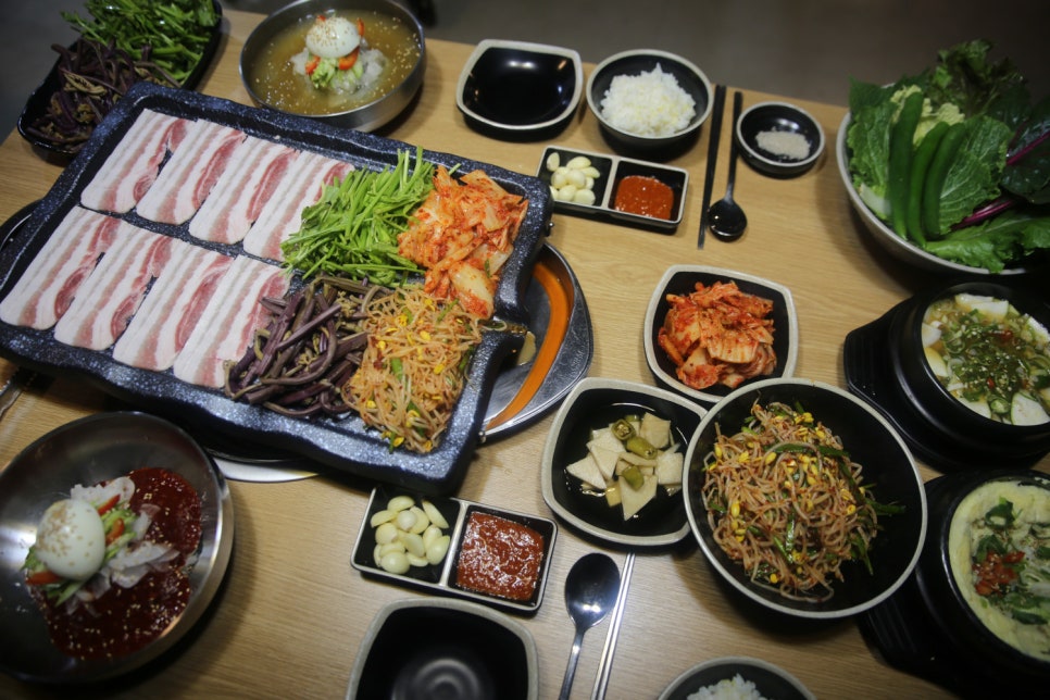 요술램프삼겹살 이미지