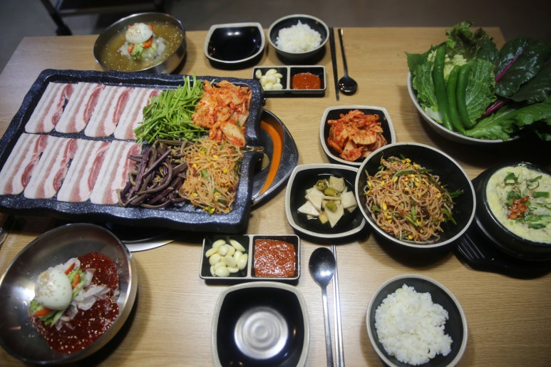 요술램프삼겹살 이미지