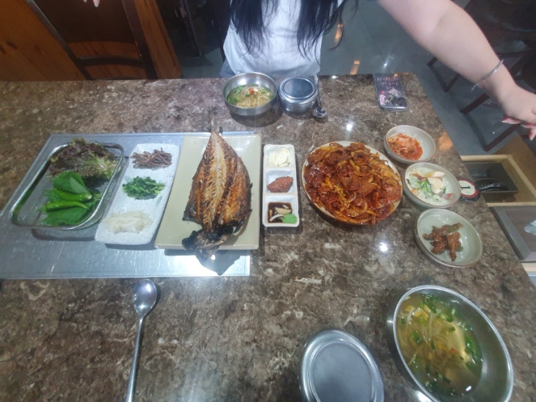 일미석쇠불고기 이미지
