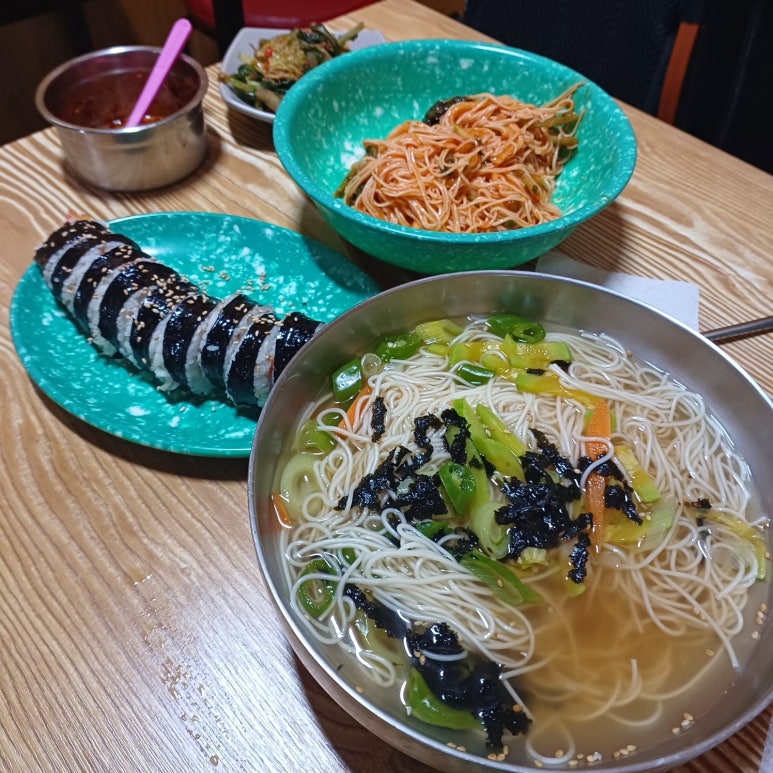 맘이네식당 사진 8
