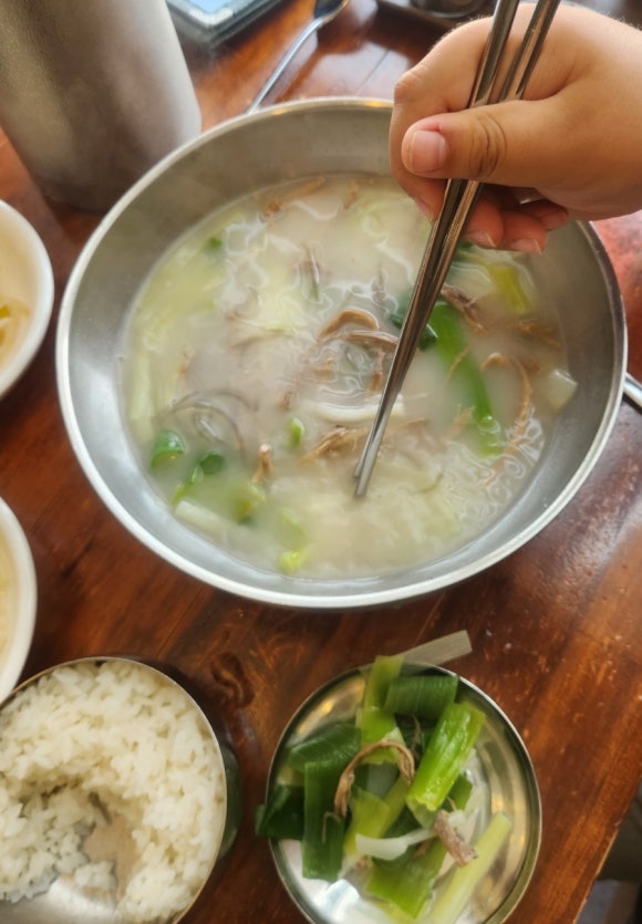 이화수전통육개장안녕점 이미지