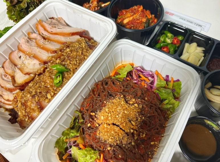 올때족발사와 이미지