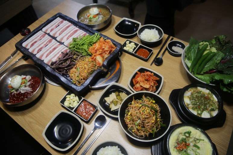 요술램프삼겹살 이미지