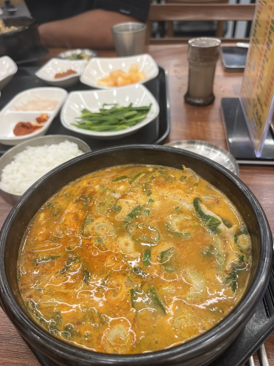일품돼지국밥 봉덕점 이미지
