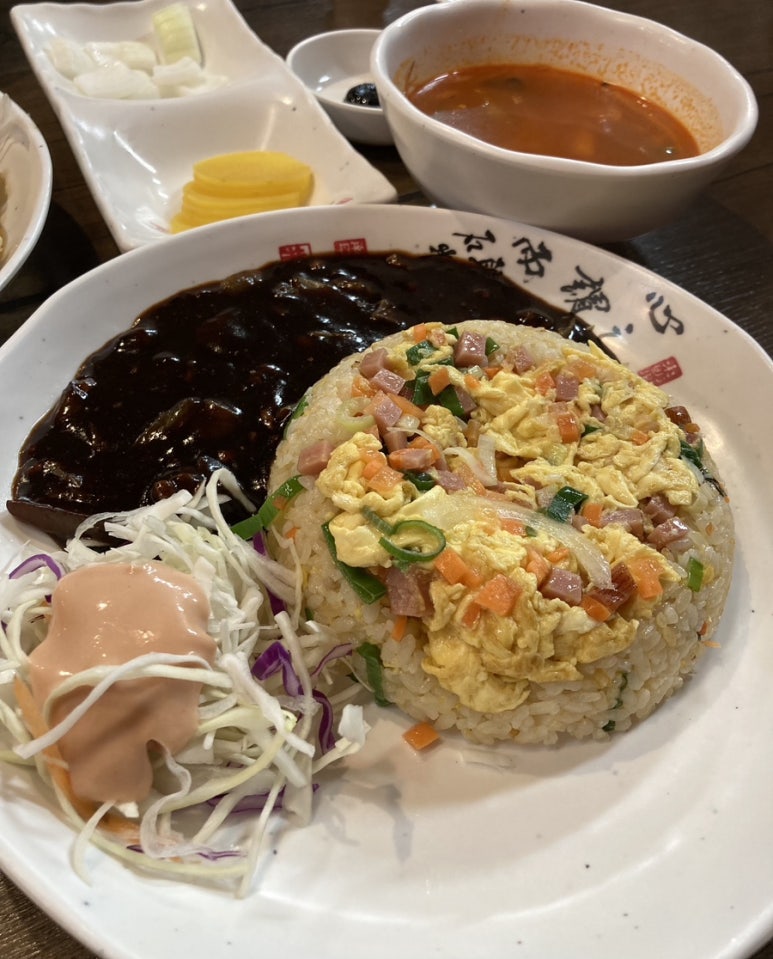 황궁쟁반짜장도원 이미지