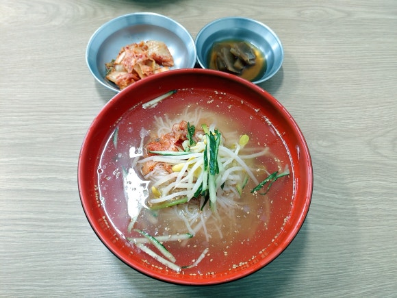 맛나칼국수 이미지