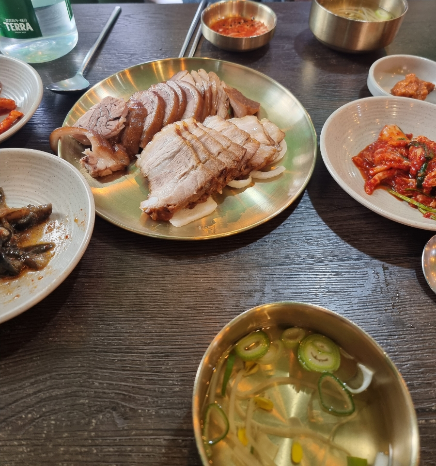 논현참족발 이미지