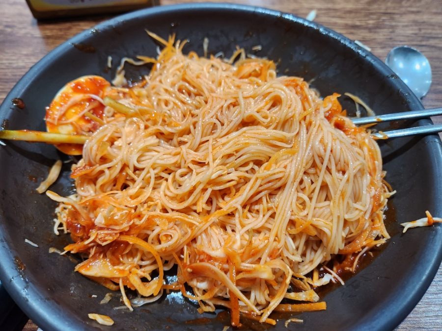 뚱김밥과국수 이미지