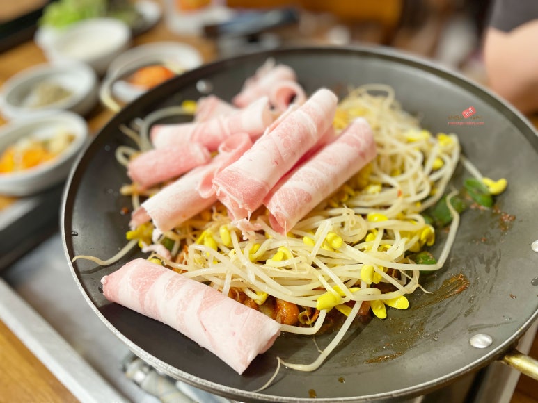 자연석돌구이 이미지