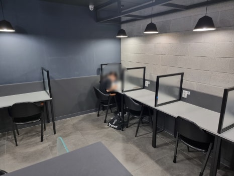 다수인스터디카페 이미지